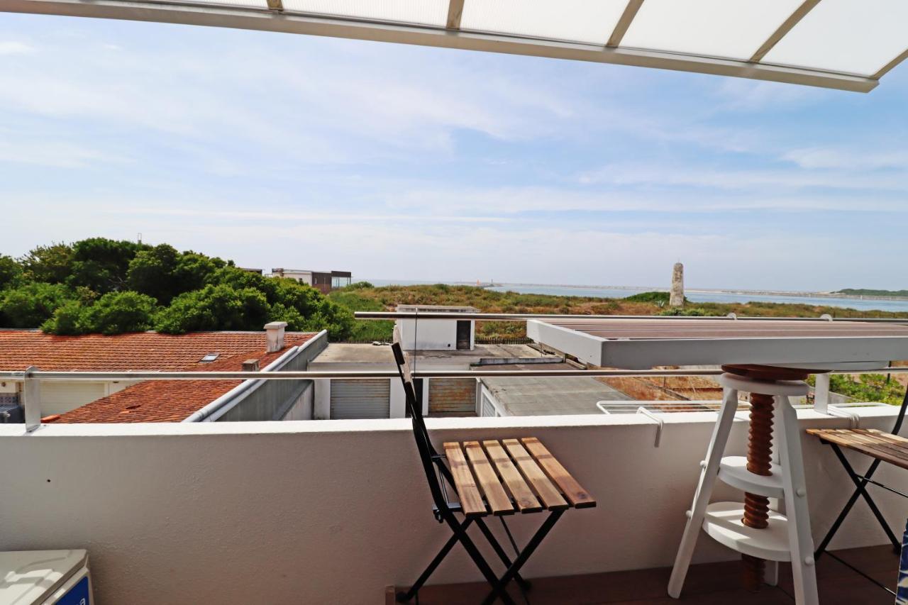 Ocean View Apartment With Free Parking Barra 外观 照片
