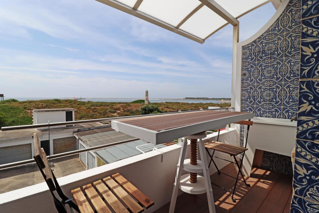 Ocean View Apartment With Free Parking Barra 外观 照片